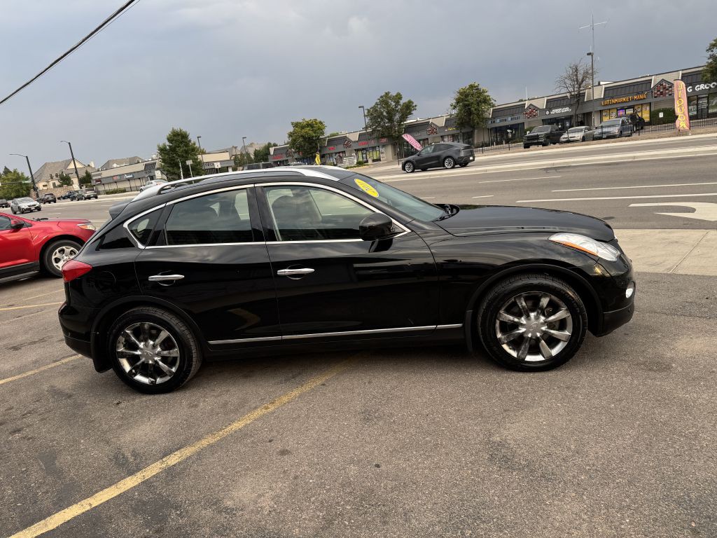 2011 INFINITI EX35 Image 8