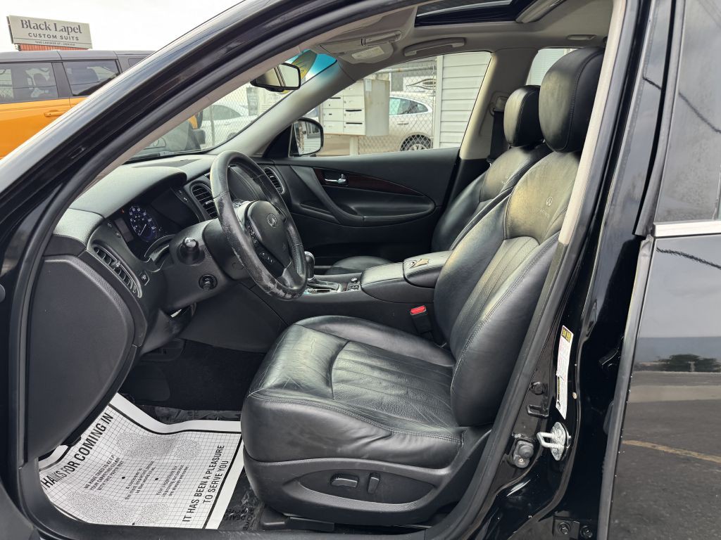 2011 INFINITI EX35 Image 11