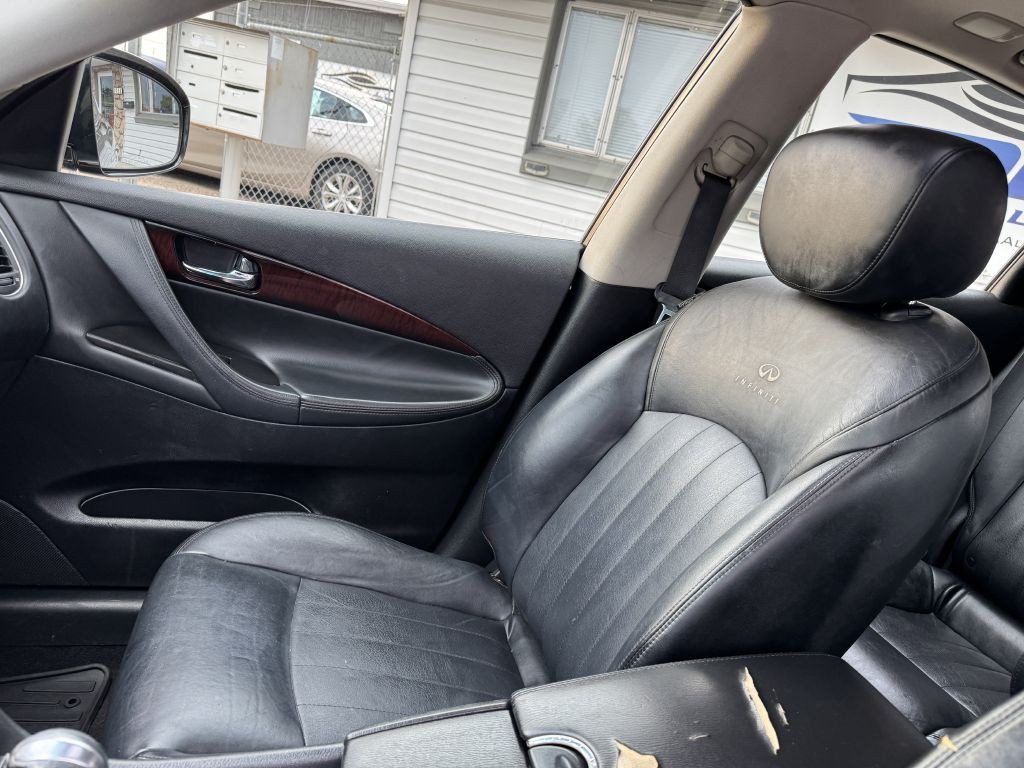 2011 INFINITI EX35 Image 13