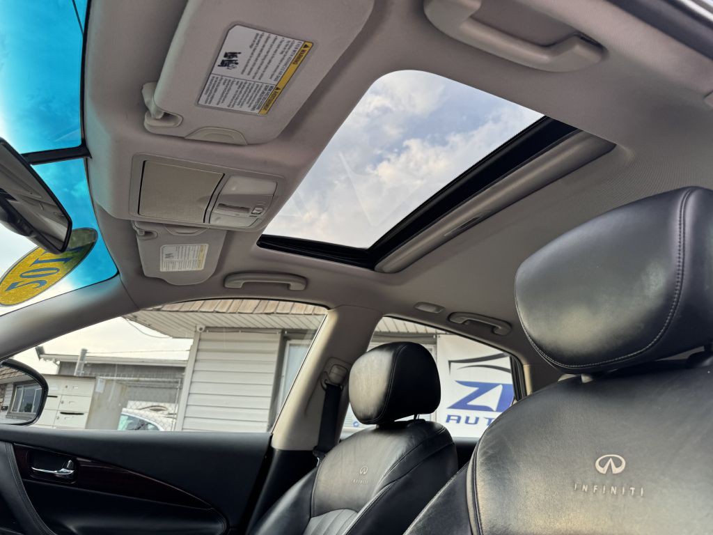 2011 INFINITI EX35 Image 16