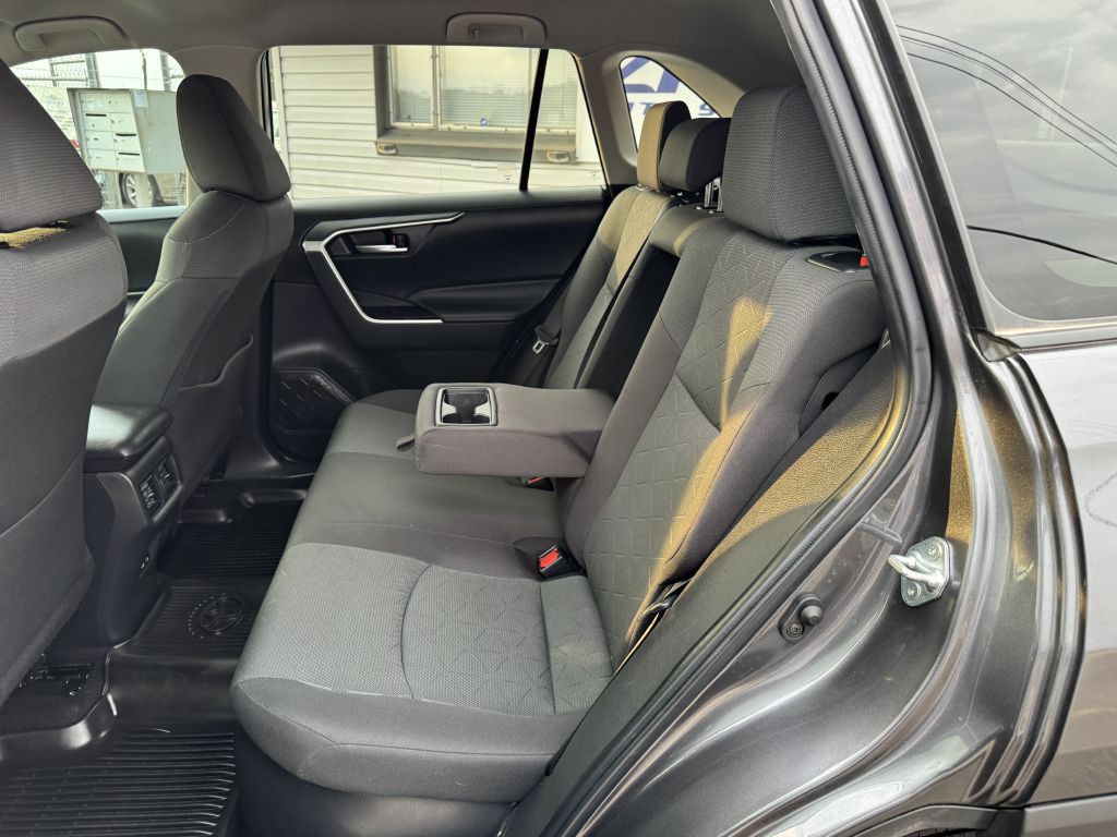 2023 Toyota Rav4 Image 16