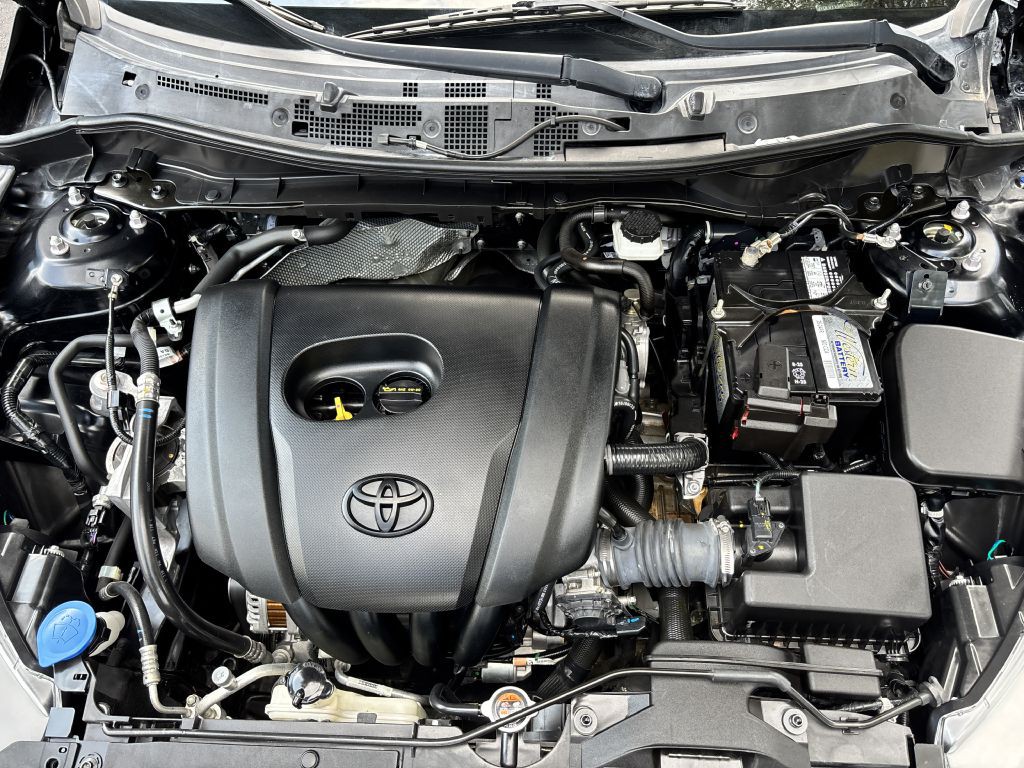 2017 Toyota Yaris Image 24