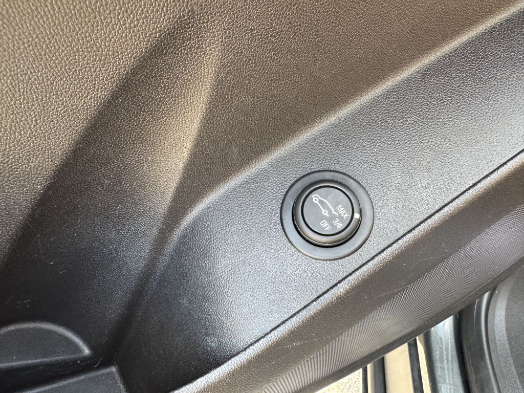 2019 Chevrolet Equinox Image 25