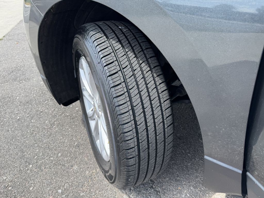 2019 Chevrolet Equinox Image 30