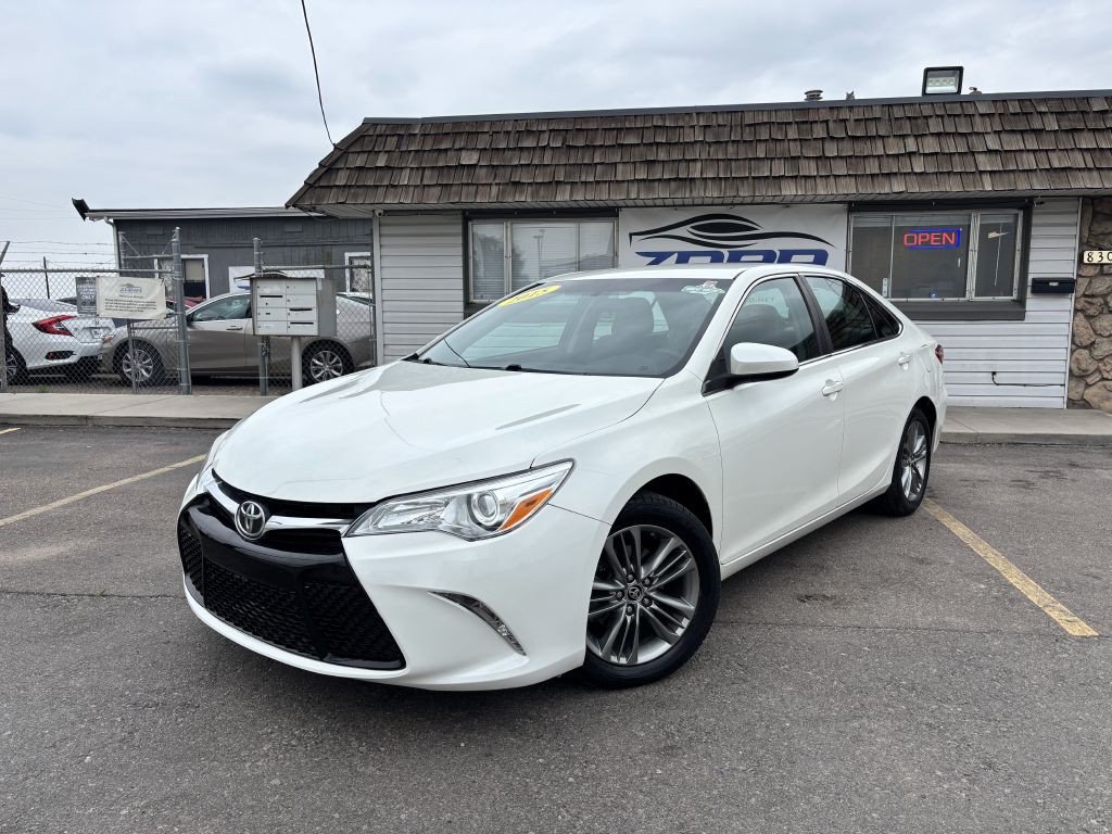 2015 Toyota Camry Image 1