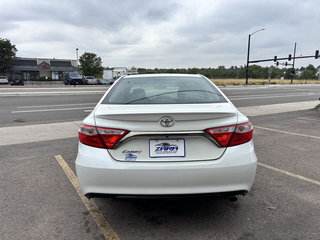 2015 Toyota Camry Image 6