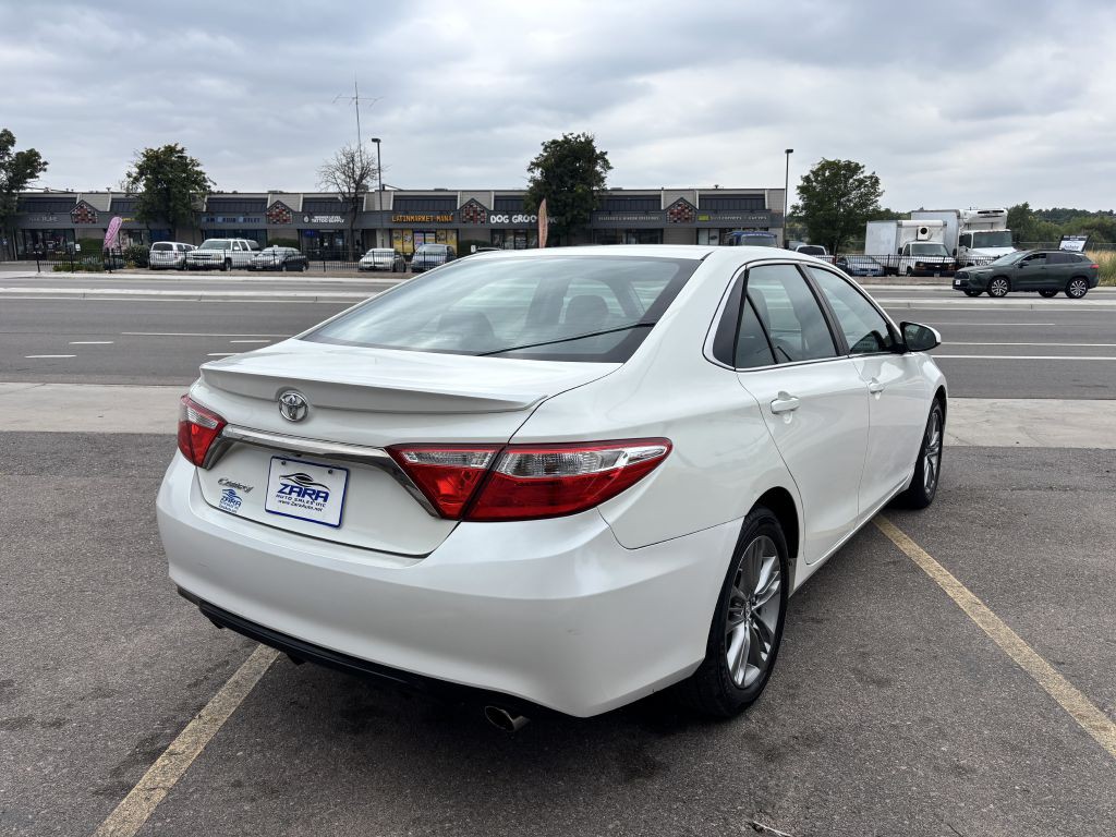 2015 Toyota Camry Image 7