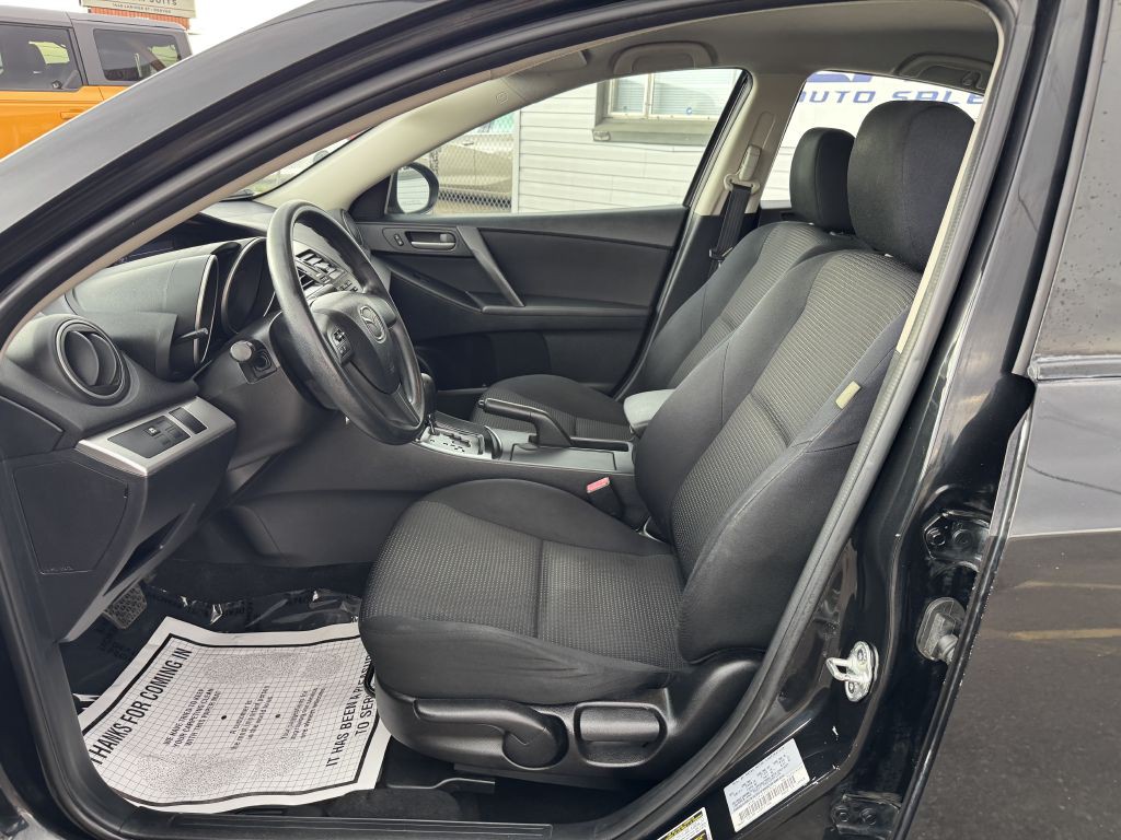 2012 Mazda Mazda3 Image 11