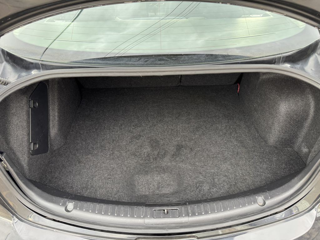 2012 Mazda Mazda3 Image 24