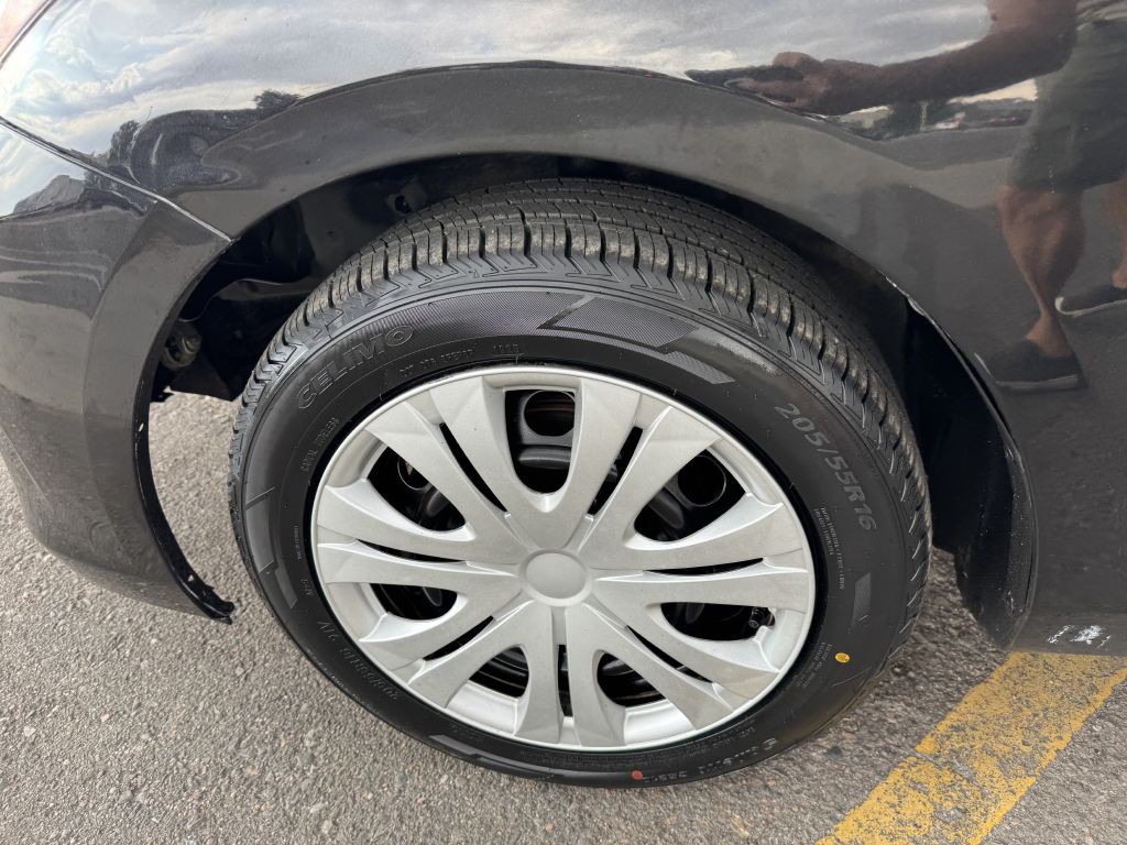 2012 Mazda Mazda3 Image 25