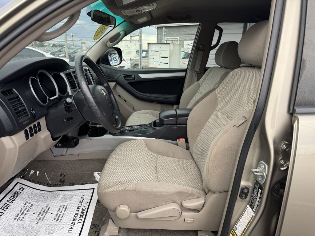 2009 Toyota 4Runner Image 11