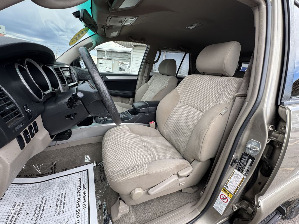 2009 Toyota 4Runner Image 25