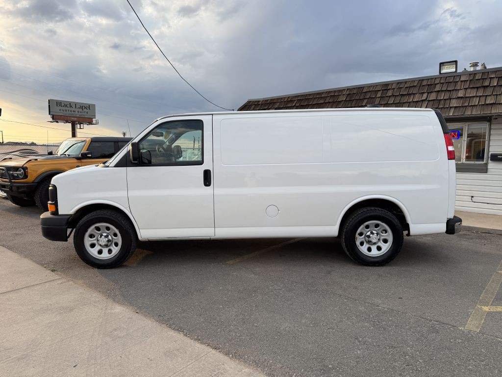2014 Chevrolet Express Image 4