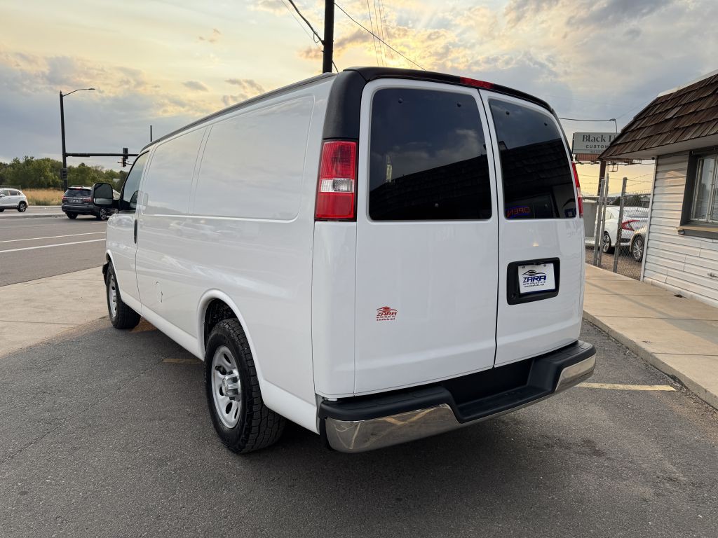 2014 Chevrolet Express Image 5