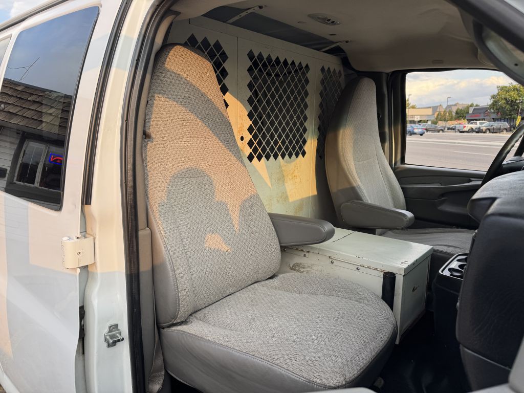 2014 Chevrolet Express Image 16