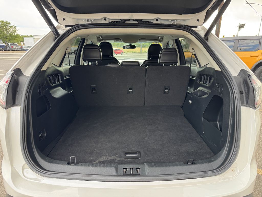 2018 Ford Edge Image 29