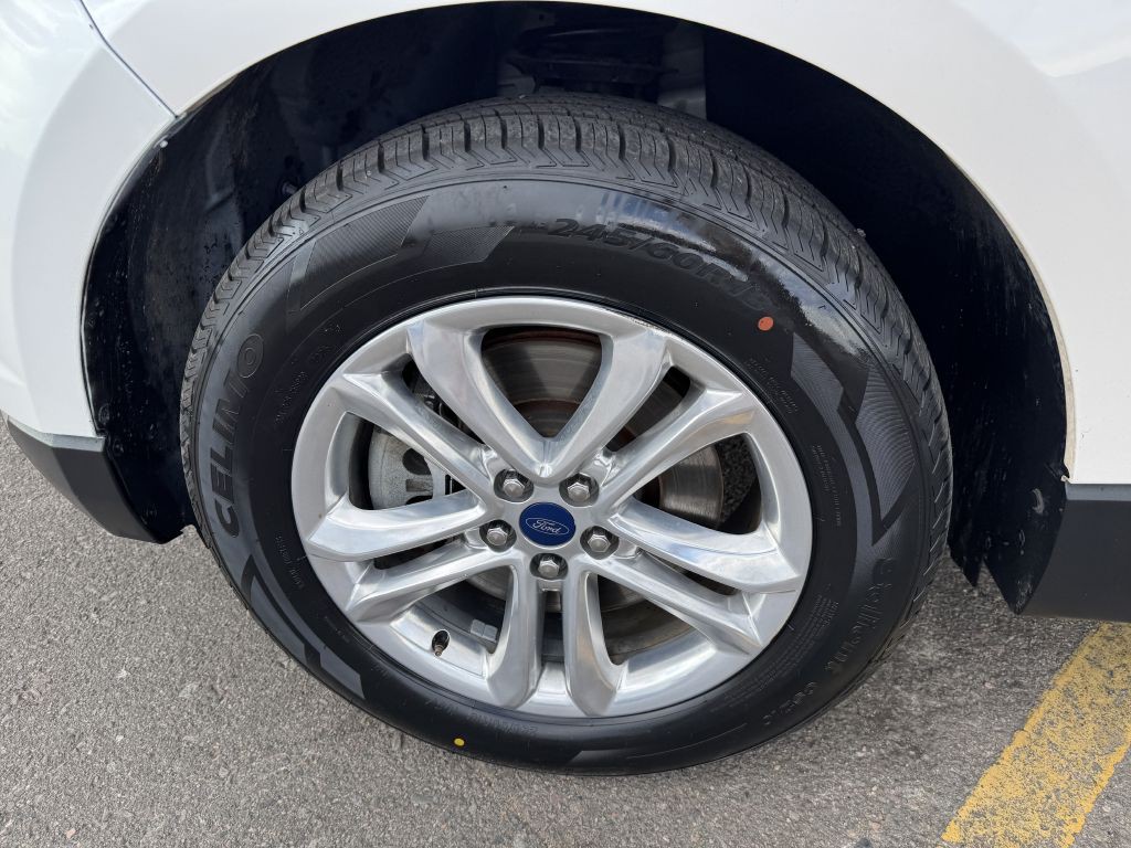 2018 Ford Edge Image 30