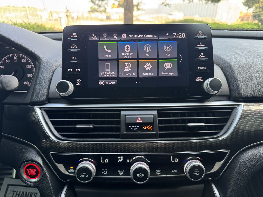 2018 Honda Accord Image 18