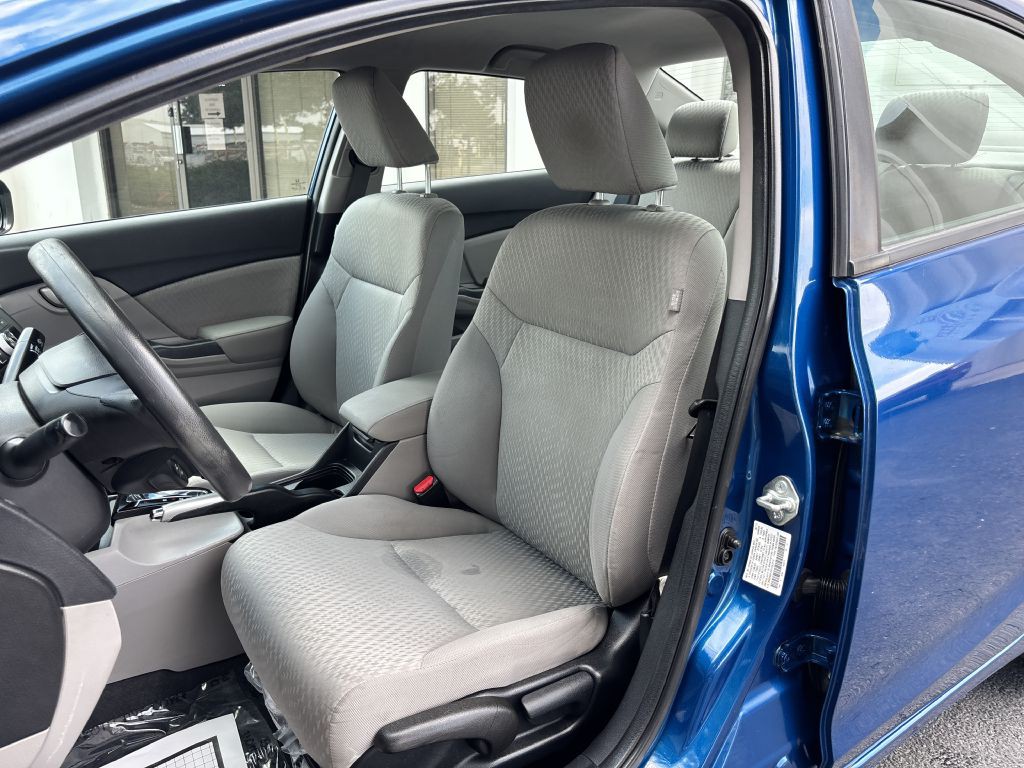 2015 Honda Civic Image 13