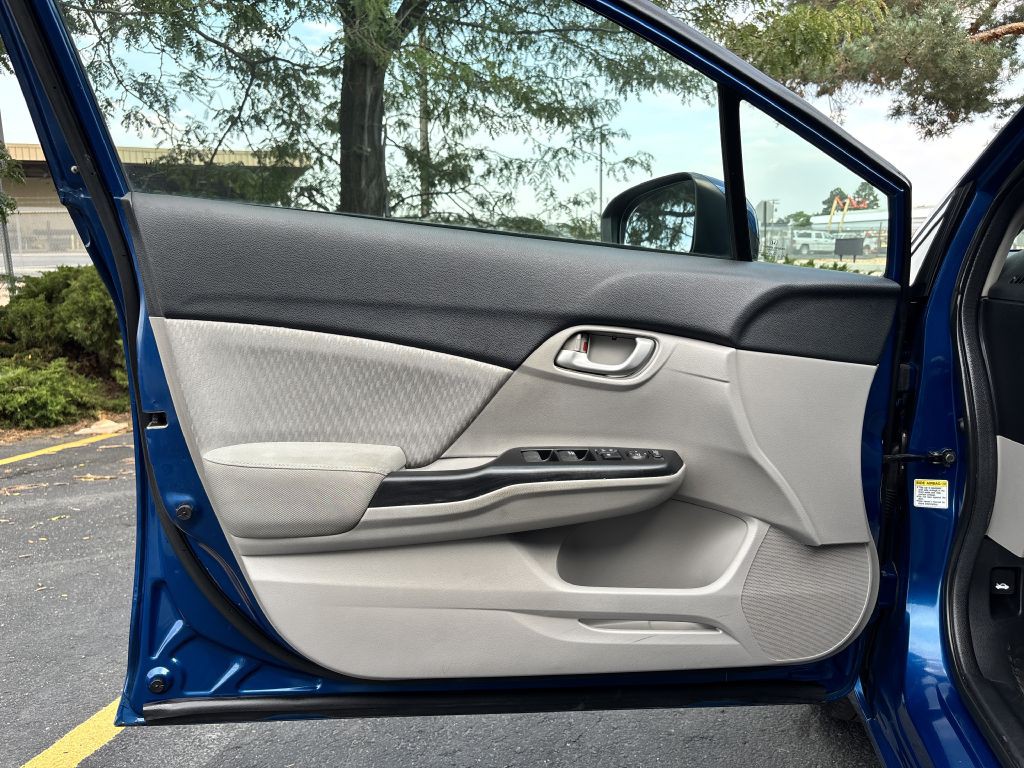 2015 Honda Civic Image 15