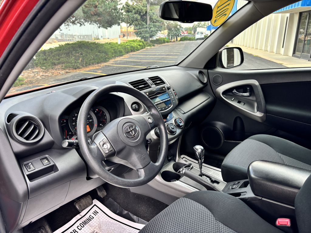 2011 Toyota Rav4 Image 12