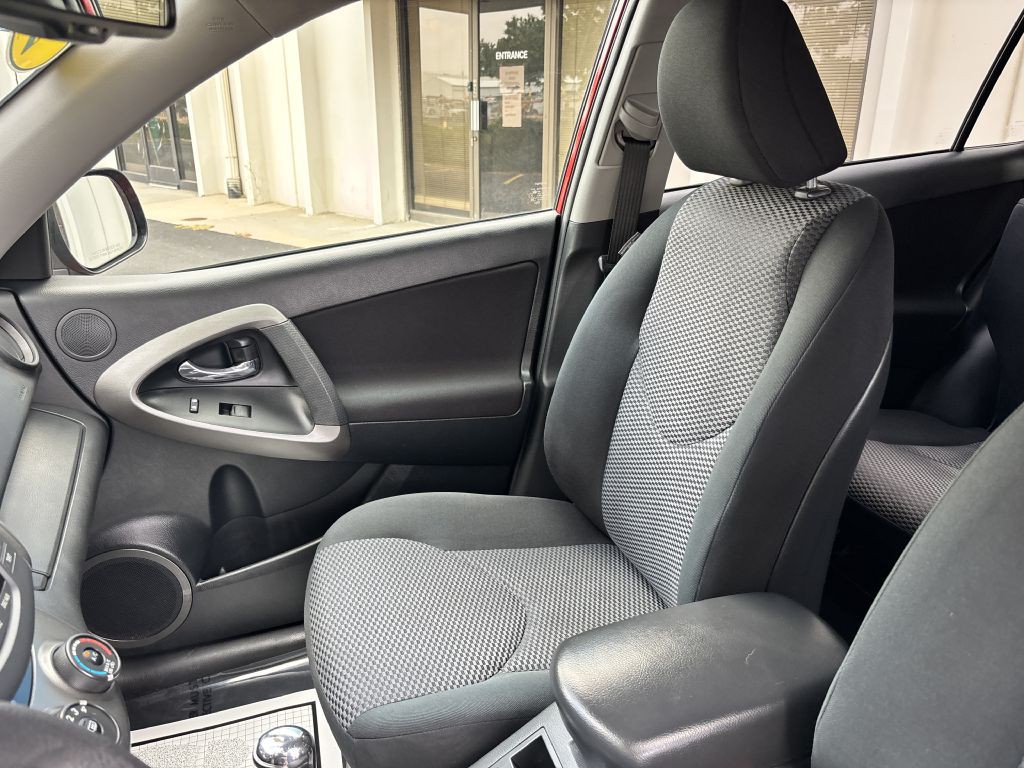 2011 Toyota Rav4 Image 15