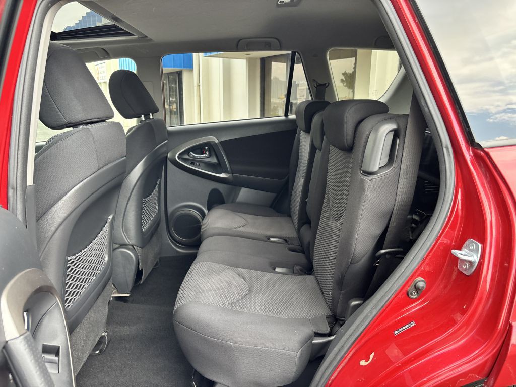 2011 Toyota Rav4 Image 18