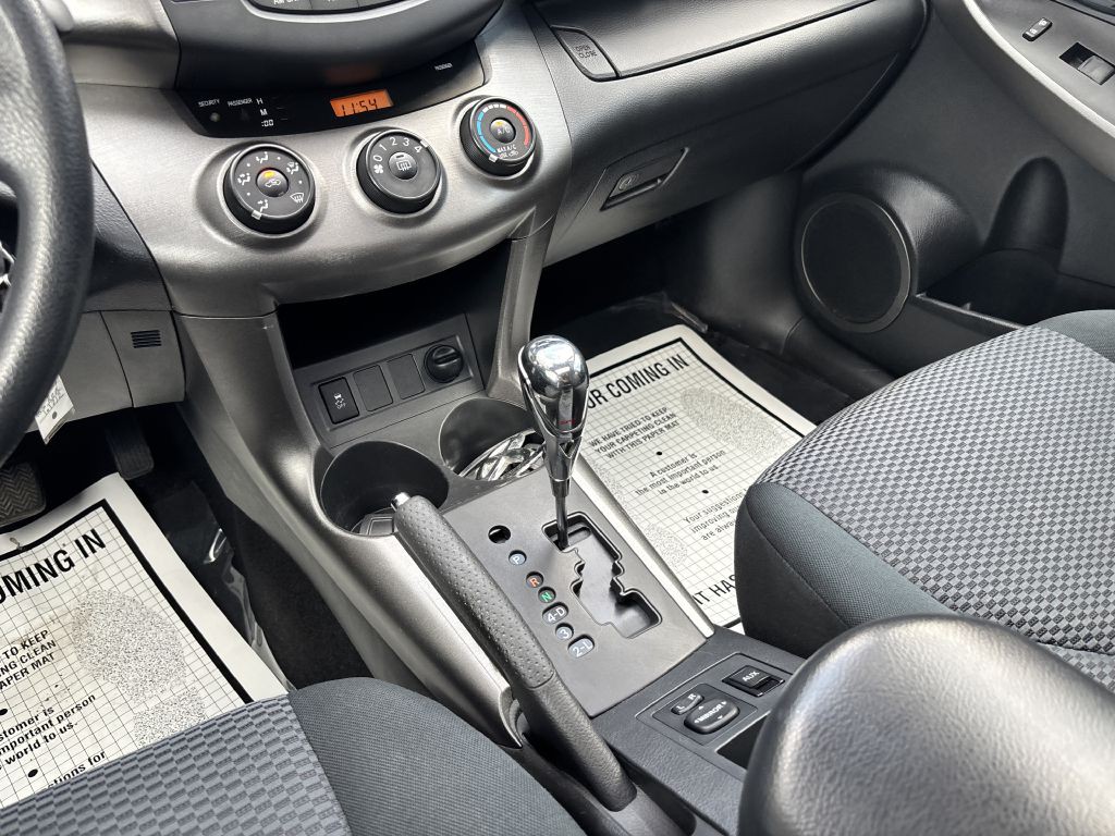 2011 Toyota Rav4 Image 21