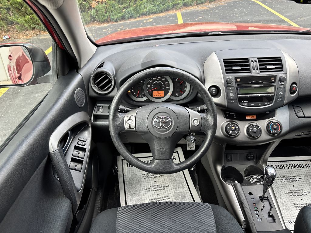 2011 Toyota Rav4 Image 22