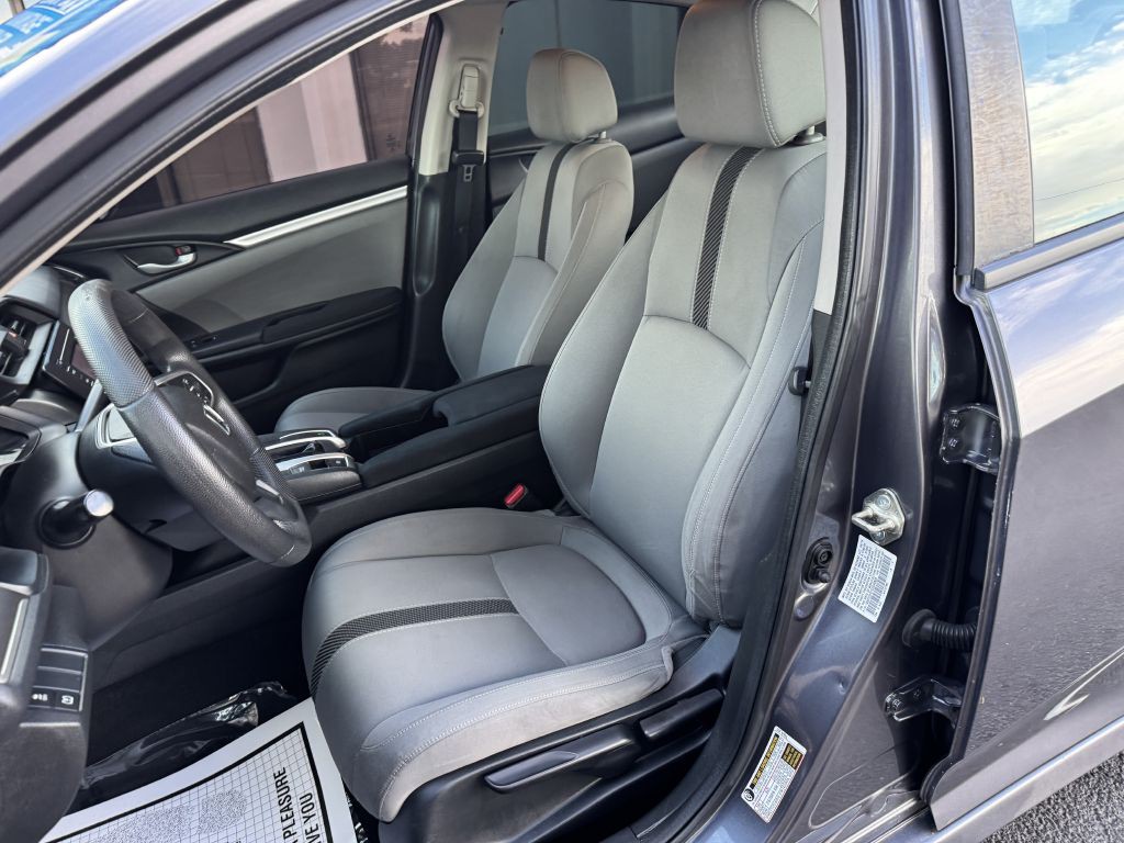 2016 Honda Civic Image 12