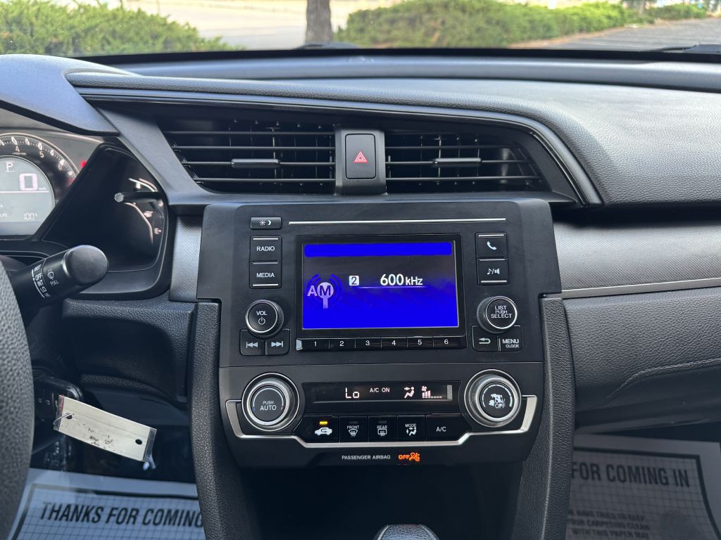 2016 Honda Civic Image 18
