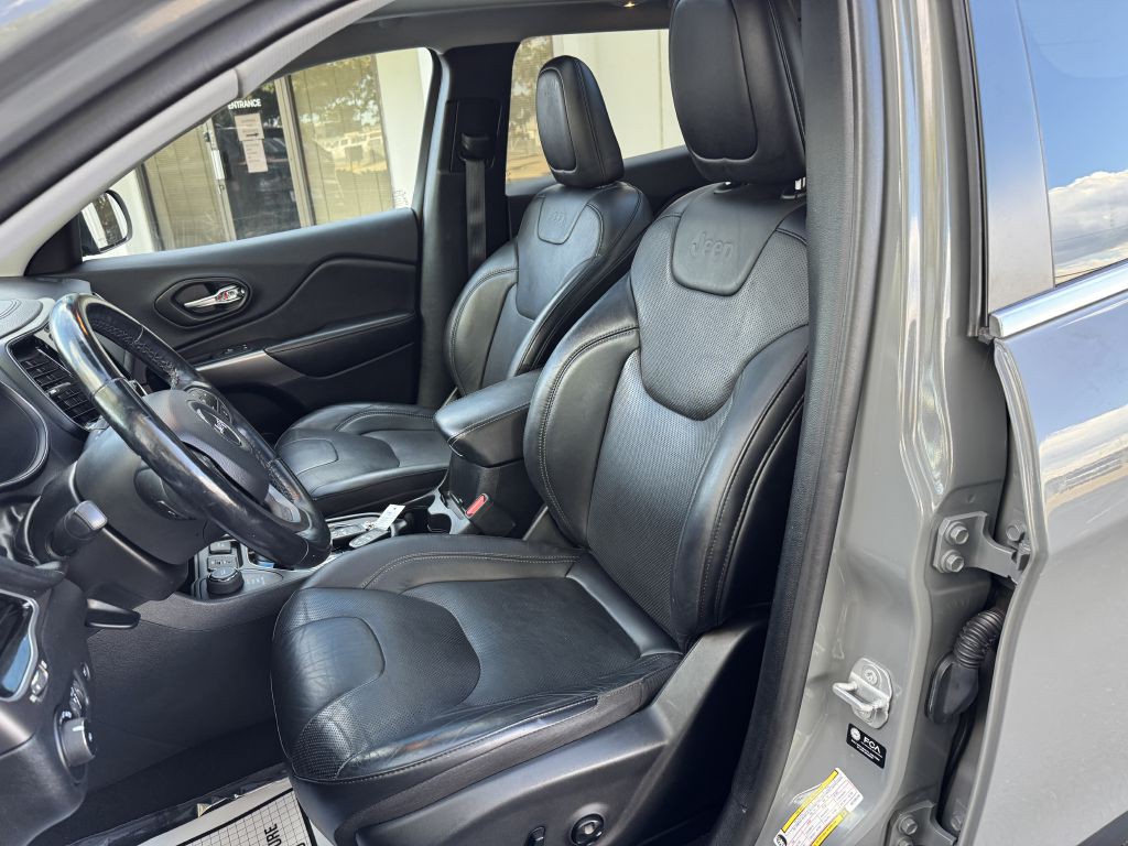 2021 Jeep Cherokee Image 12