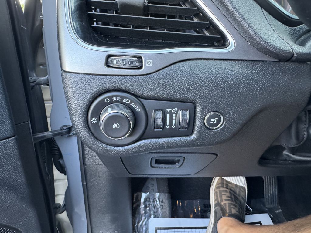 2021 Jeep Cherokee Image 25