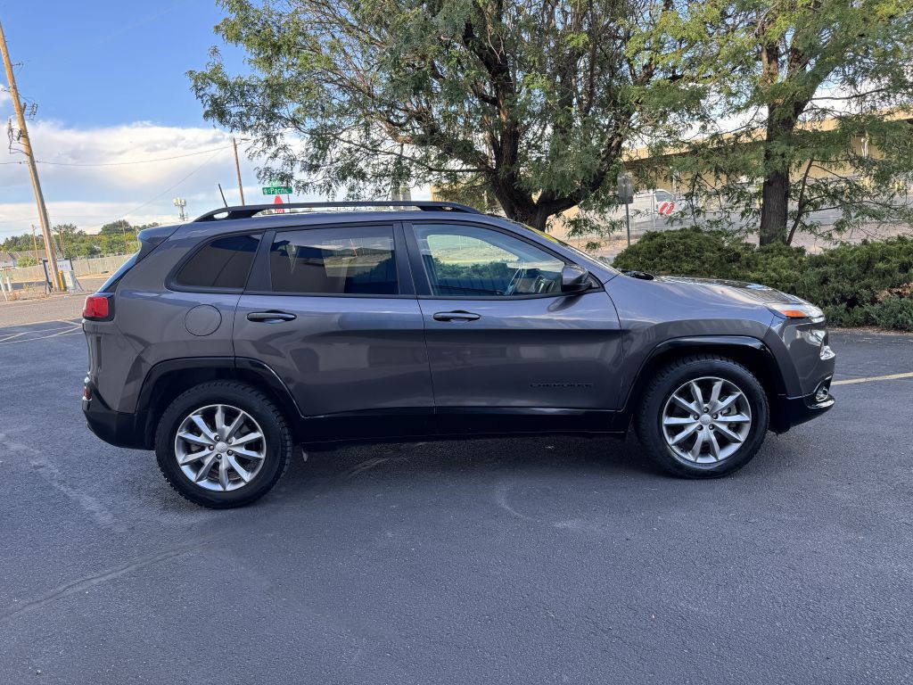 2018 Jeep Cherokee Image 8