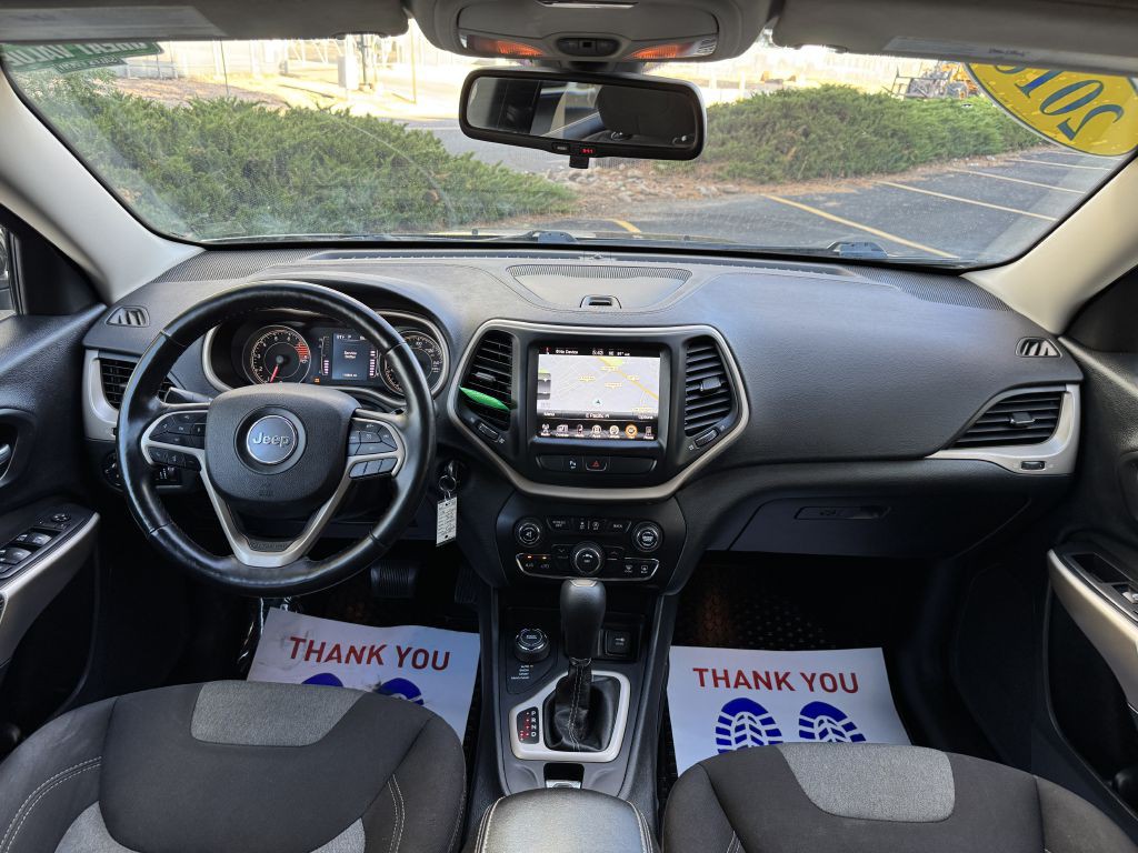 2018 Jeep Cherokee Image 17