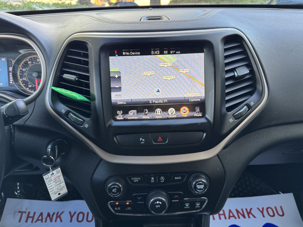 2018 Jeep Cherokee Image 18