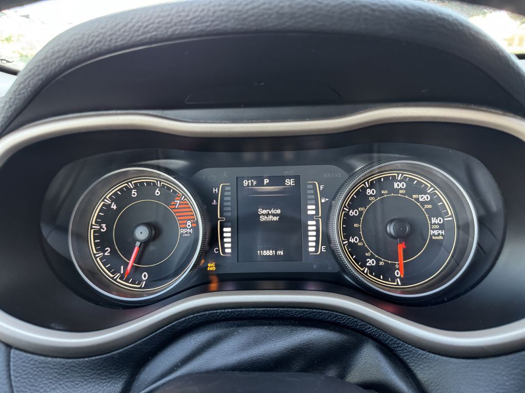2018 Jeep Cherokee Image 21