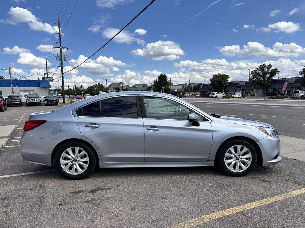 2016 Subaru Legacy Image 8