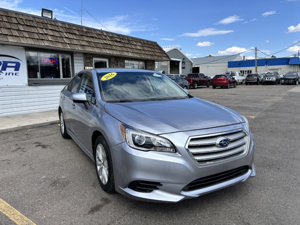 2016 Subaru Legacy Image 9