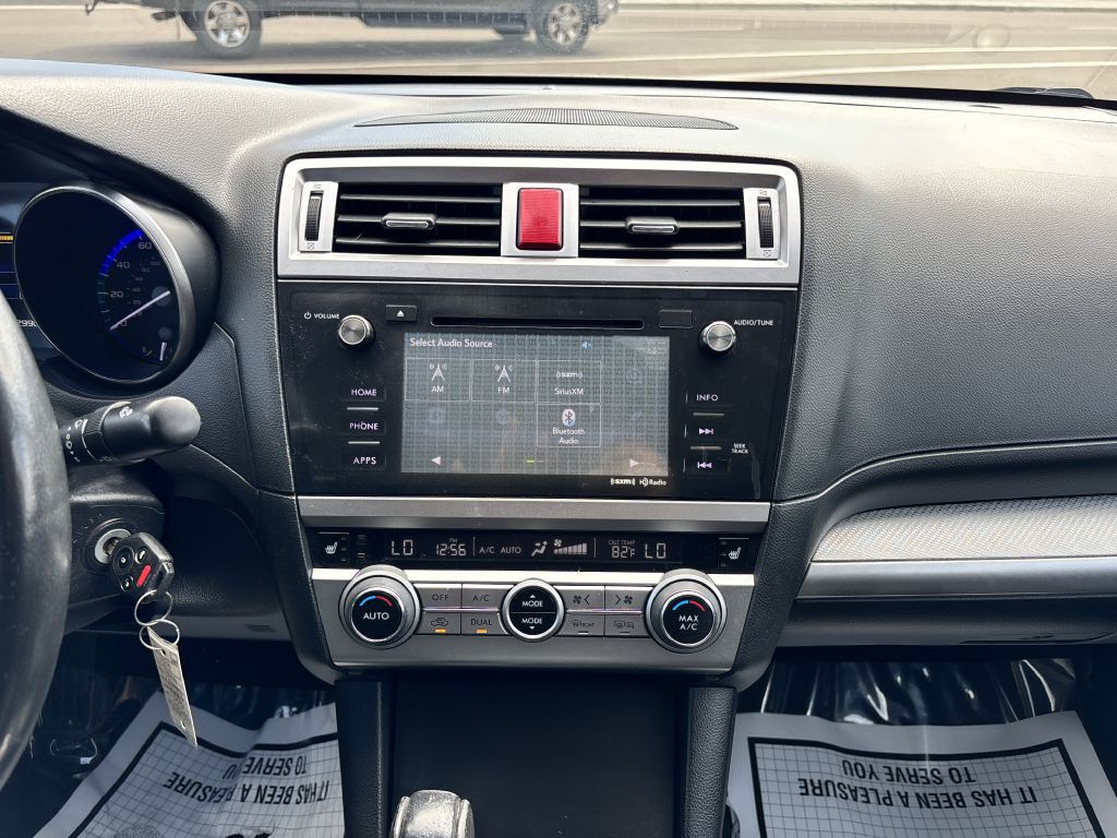 2016 Subaru Legacy Image 17