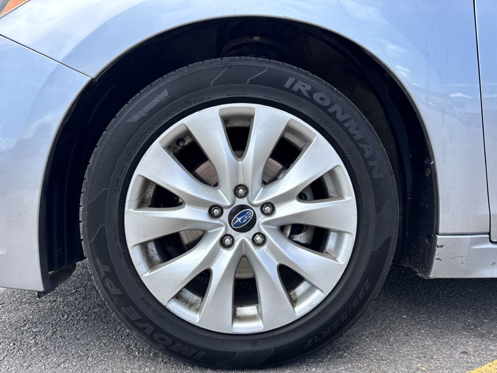 2016 Subaru Legacy Image 24