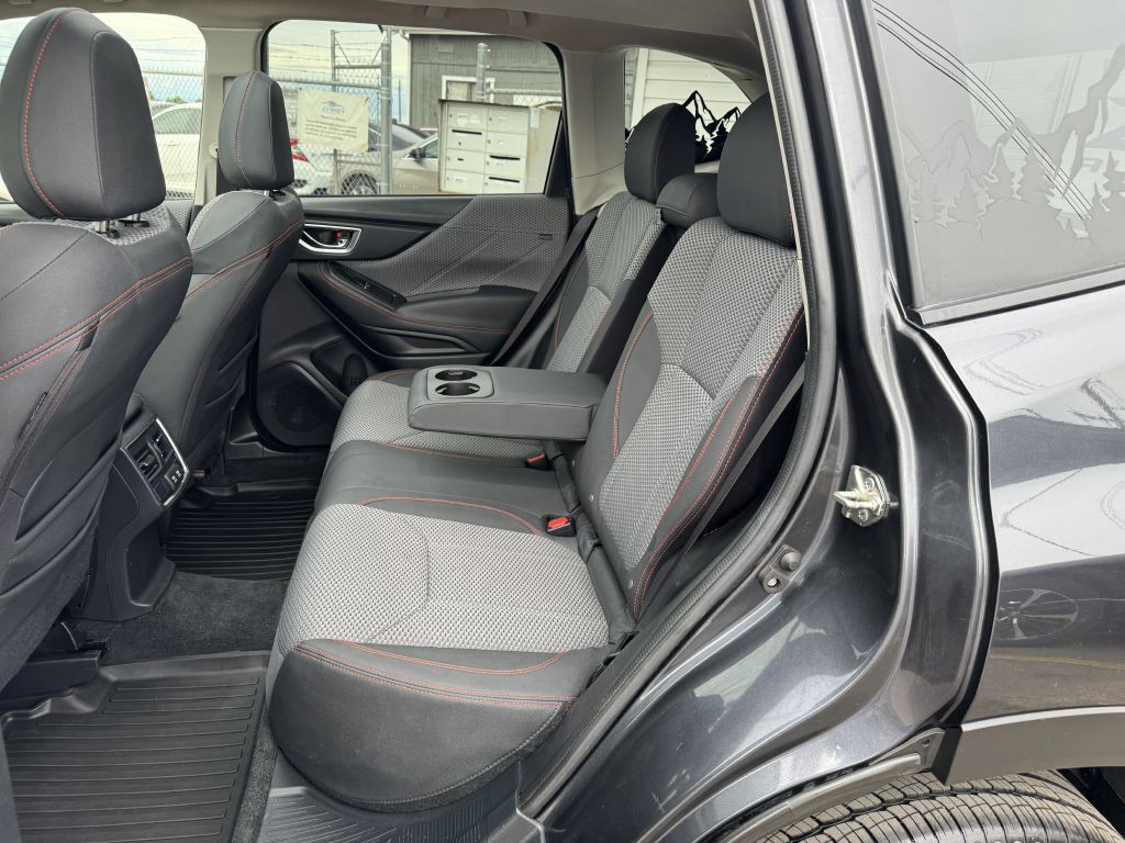 2019 Subaru Forester Image 17