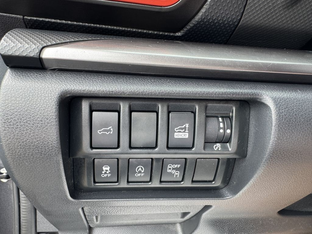 2019 Subaru Forester Image 24