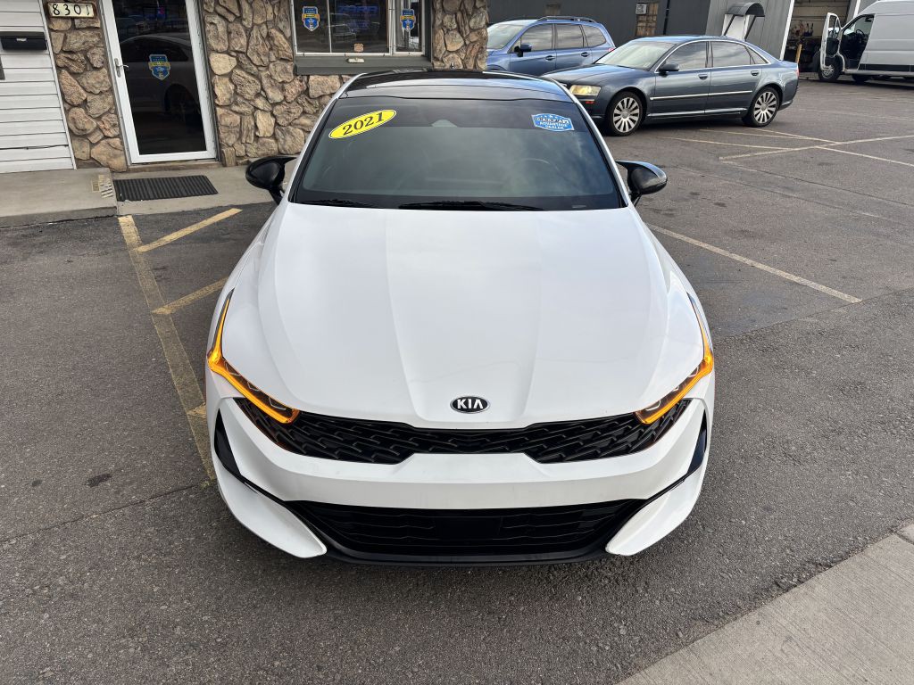 2021 Kia K5 Image 10