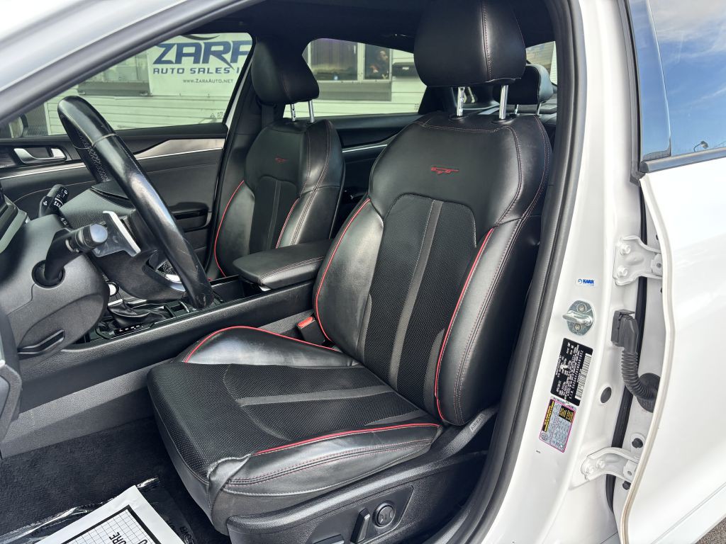 2021 Kia K5 Image 13