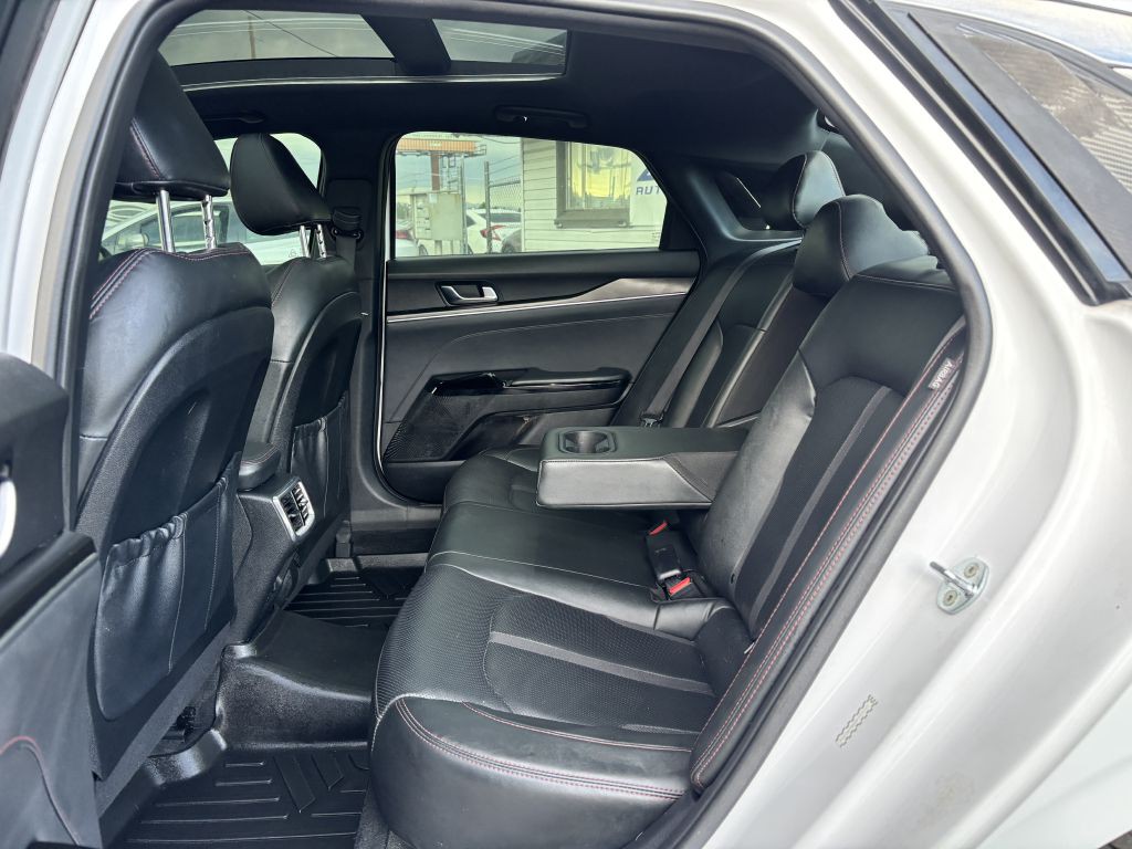2021 Kia K5 Image 17