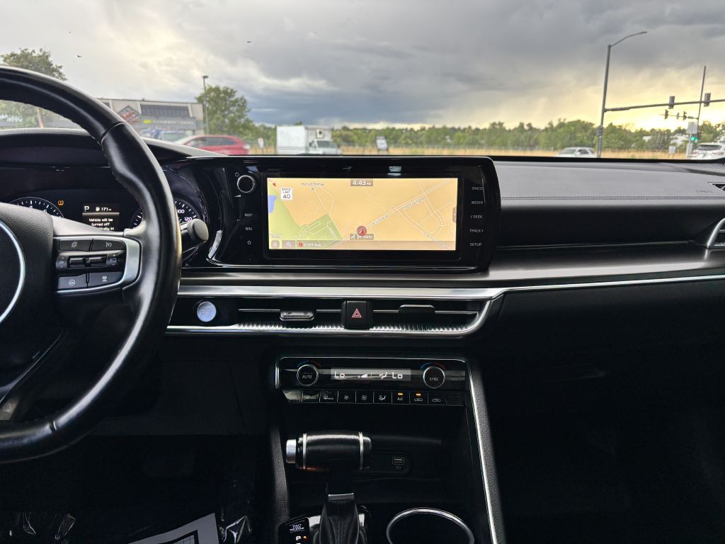 2021 Kia K5 Image 19