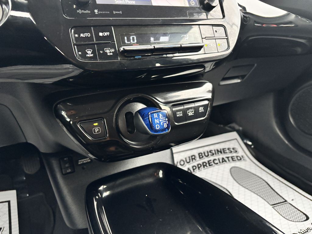 2018 Toyota Prius Image 19