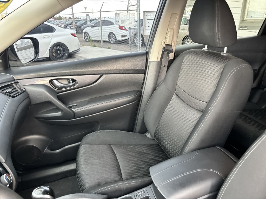 2017 Nissan Rogue Image 14