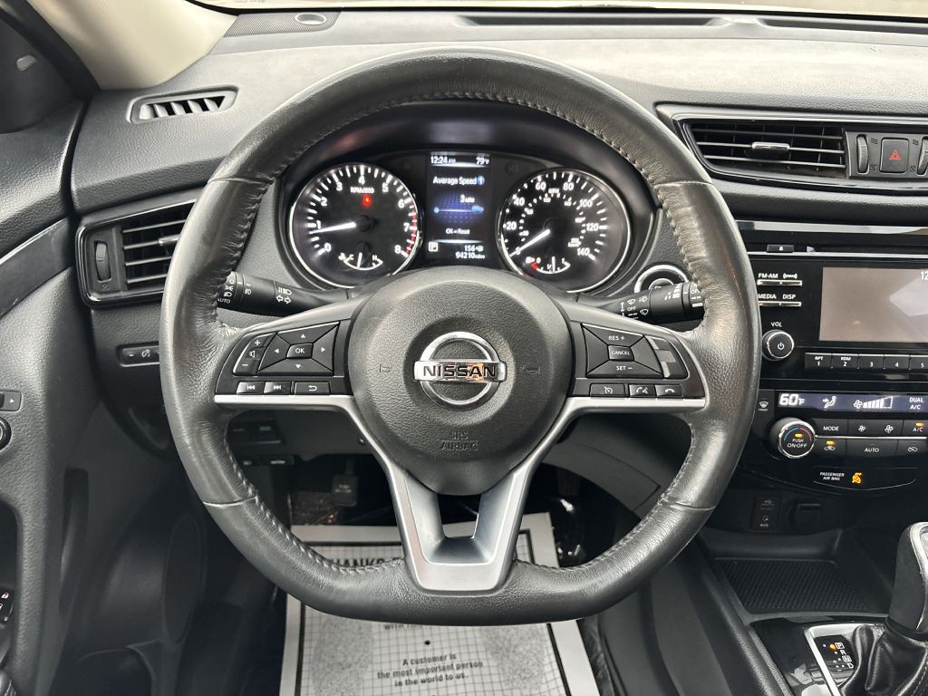 2017 Nissan Rogue Image 21